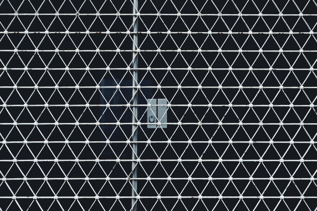 barbed wire in grid formation